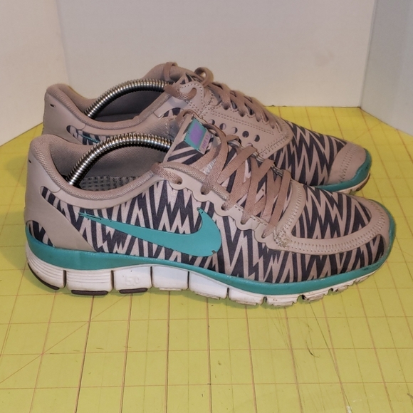 Nike Shoes - Nike free 5.0 Sneakers